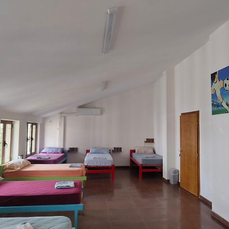 Tias Hostel Shkoder Ngoại thất bức ảnh