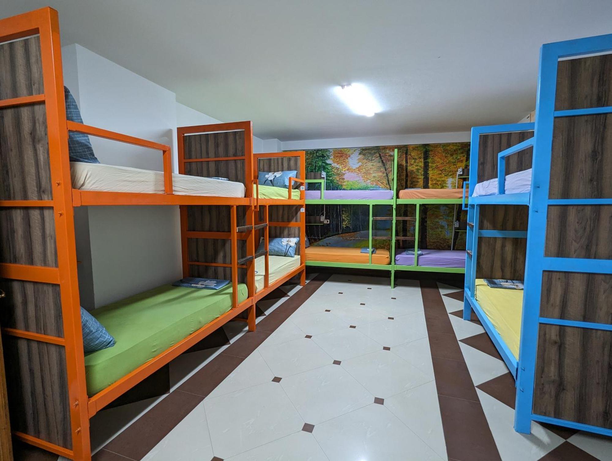 Tias Hostel Shkoder Ngoại thất bức ảnh