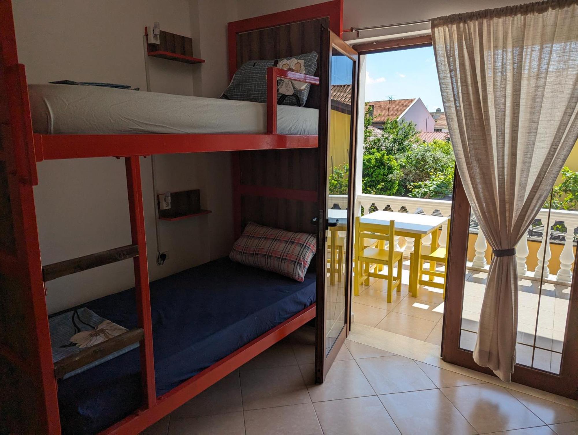 Tias Hostel Shkoder Ngoại thất bức ảnh