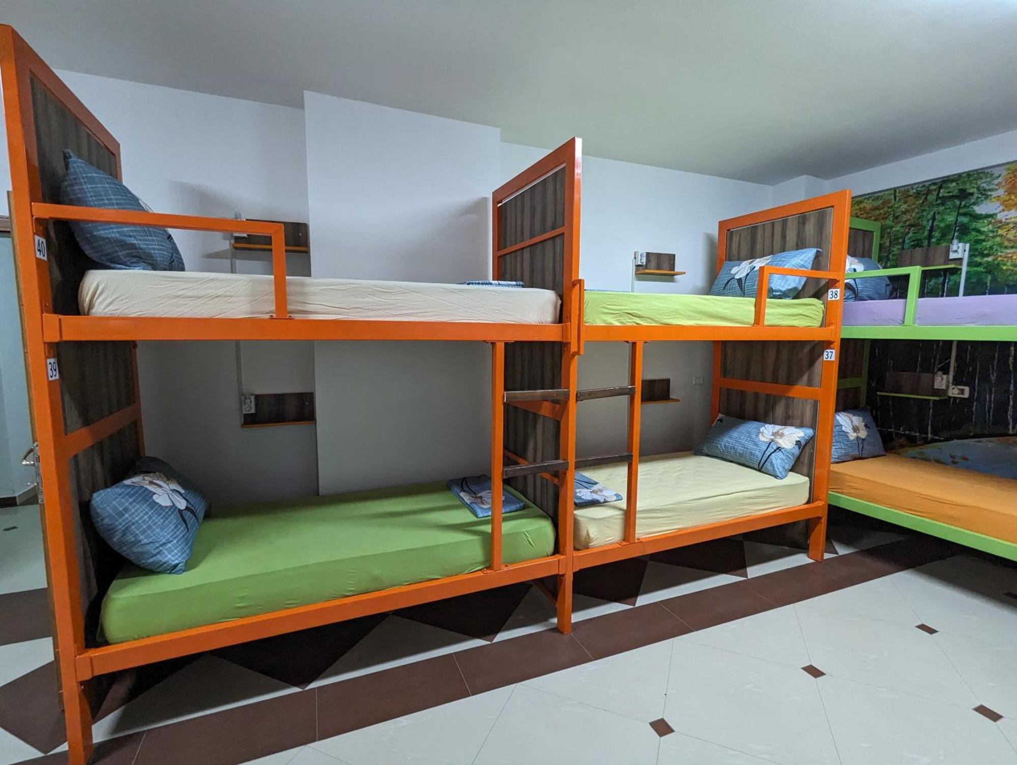 Tias Hostel Shkoder Ngoại thất bức ảnh